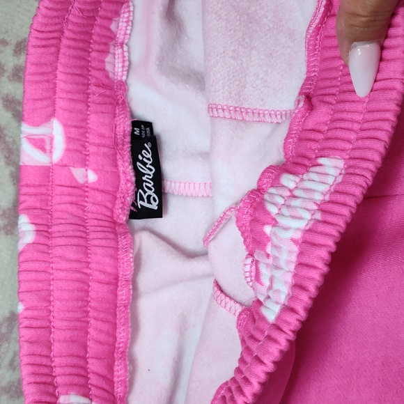 Shots - Picture 4 of 4